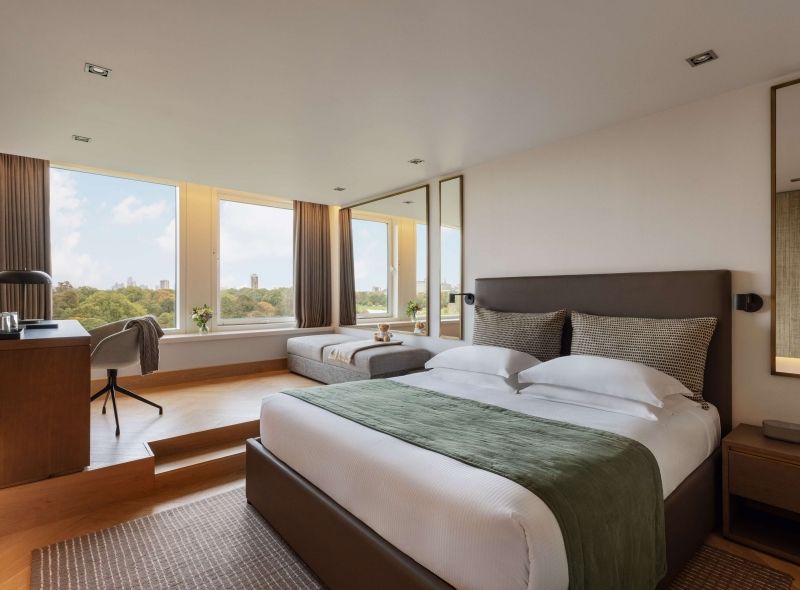The newly refurbished guest rooms and suites at Royal Garden Hotel offers a modern and comfortable environment.