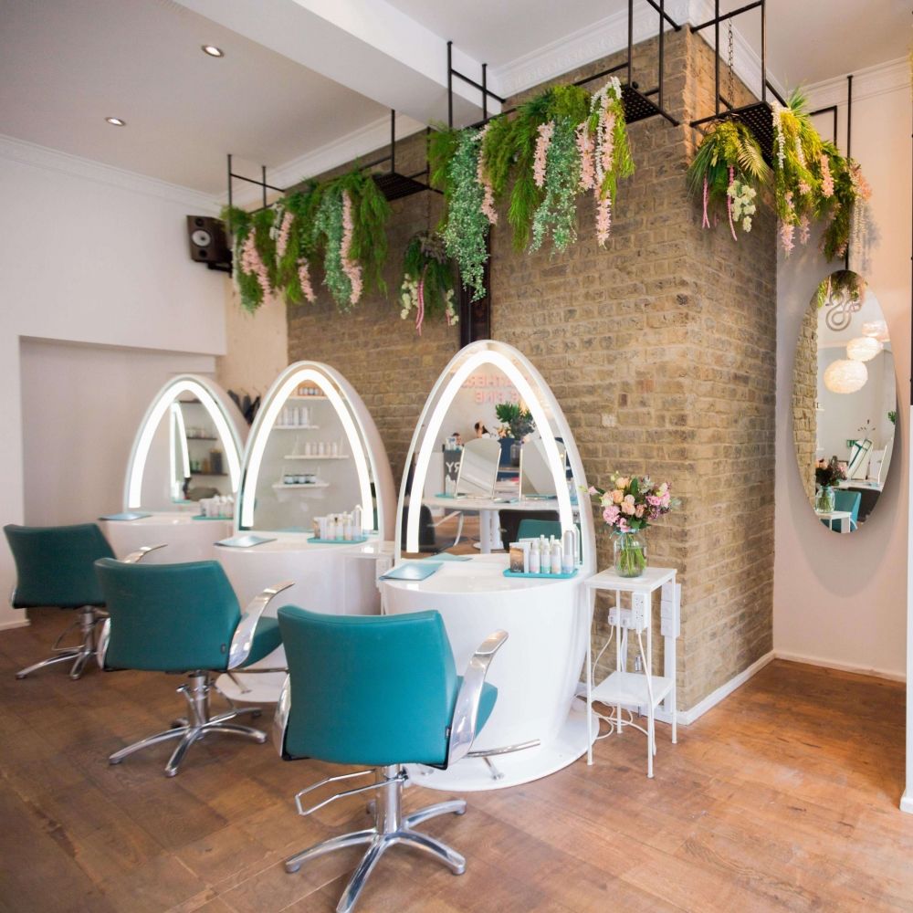 Experience Duck & Dry, London's best for blow dries. Their skilled stylists ensure you leave feeling fantastic with personalised hair styling. Step into their chic spaces for a glamorous and relaxing escape. As a guest of the Royal Garden Hotel, arrange your visit with our Concierge or mention us to enjoy a special surprise.